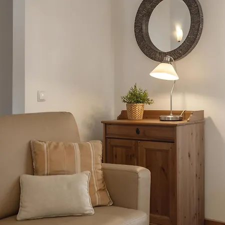 Casa Burgues Mar & Lagoa بيت للعطل Óbidos