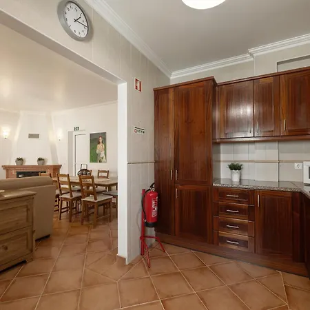 Casa Burgues Mar & Lagoa